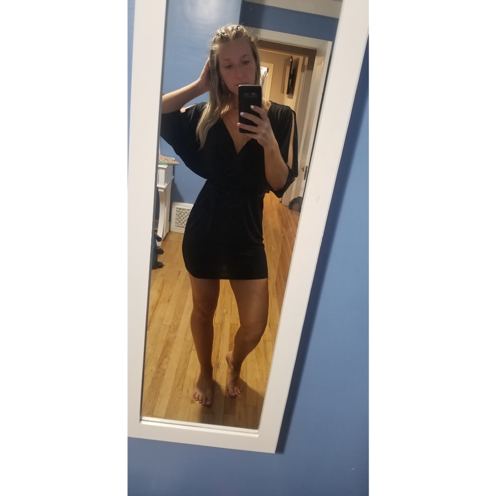 Enfocus Studio Size 8 black mini dress